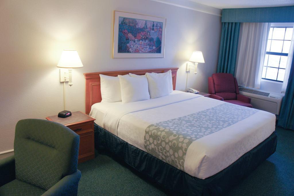Quality Inn Harlingen Eksteriør billede