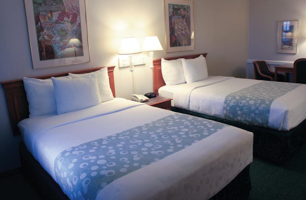 Quality Inn Harlingen Eksteriør billede